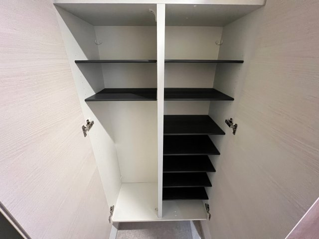 esteOeste難波元町の収納