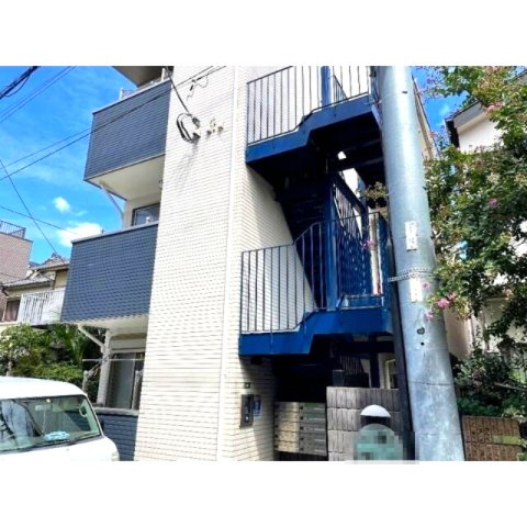セレンディピティ田端のエントランス
