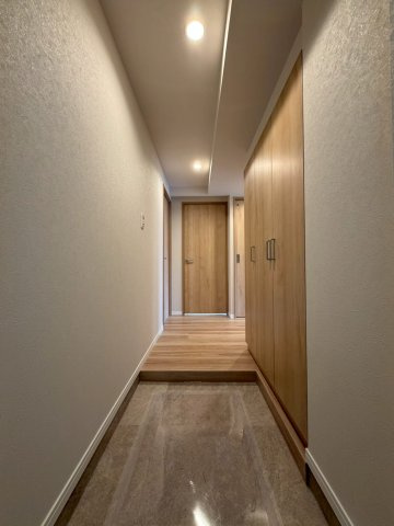 パシフィック美しが丘壱番街E棟の玄関