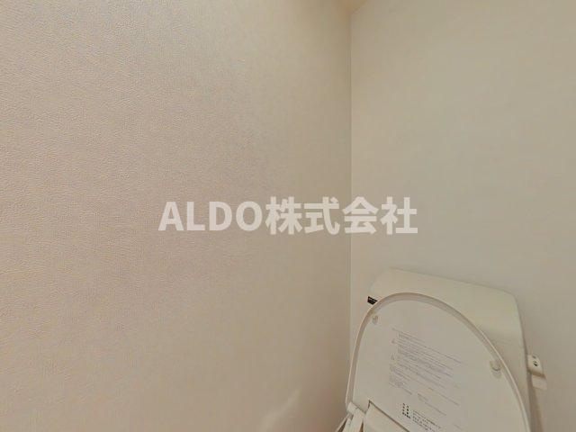 レセーヌ白金長者丸のトイレ|コンパクトで使いやすいトイレです