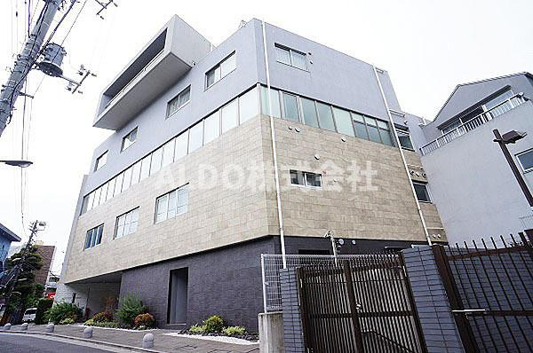 レセーヌ白金長者丸