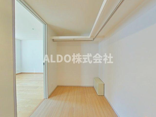レセーヌ白金長者丸の居間・リビング|使いやすいリビングです