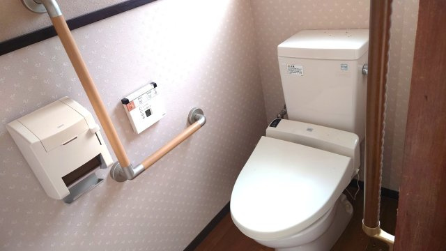 別府市上人西町のトイレ