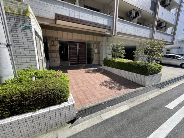 【エントランス】 | クリーデンス新大阪