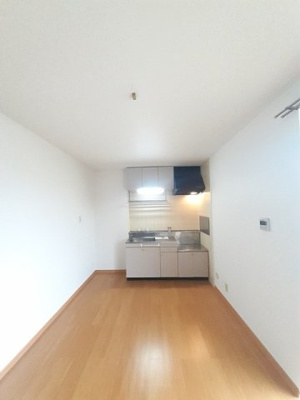 【キッチン】 | エルハイツ大岡 | きれいなキッチンです