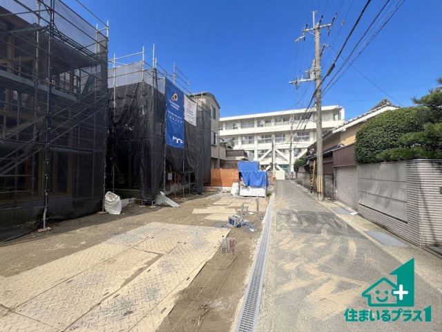 ●3(土)4(日)現地説明会！　大和高田市蔵之宮町　全2邸の前面道路含む現地写真|駅やスーパー、小学校・中学校等日常生活に欠かせない情報や道のりもご紹介いたしますのでお気軽にご相談ください。