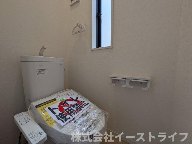 【新築戸建】　いわき市小名浜第10　全5棟の収納|同社施工写真　和室には押入れが付いてるので、来客用の布団も収納できます！