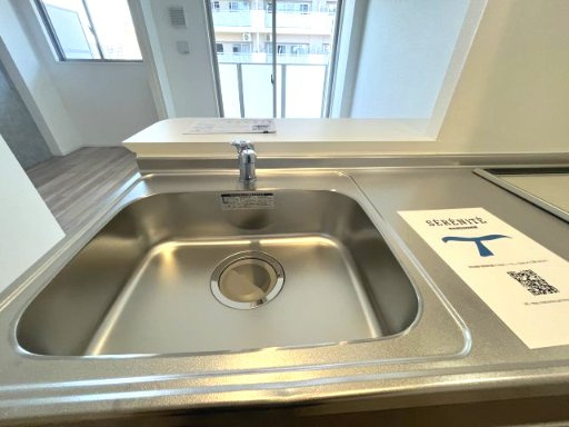 セレニテ新大阪ミラク壱番館のキッチン