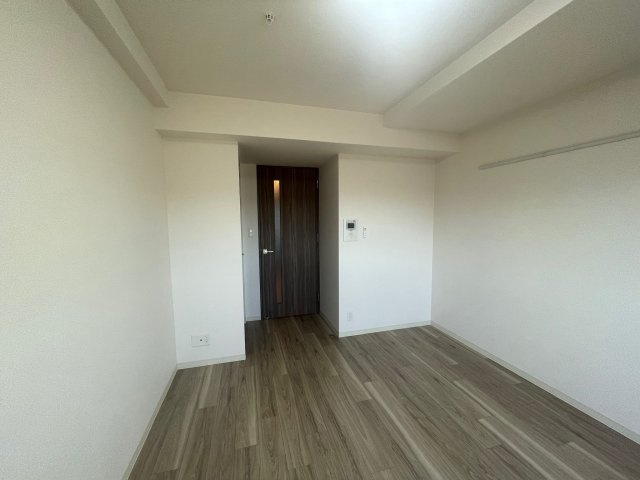 ディームス江坂の洋室