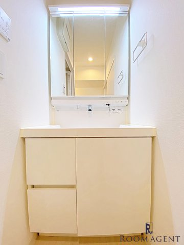 スリーアイランドタワー星ヶ丘の洗面所