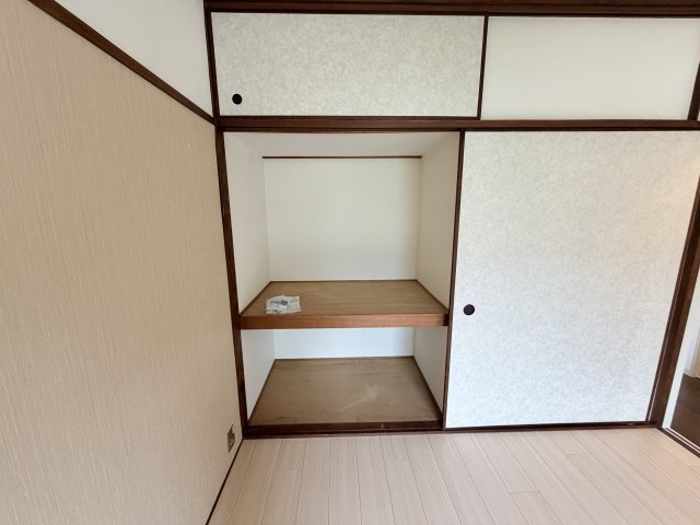 山本マンションの収納