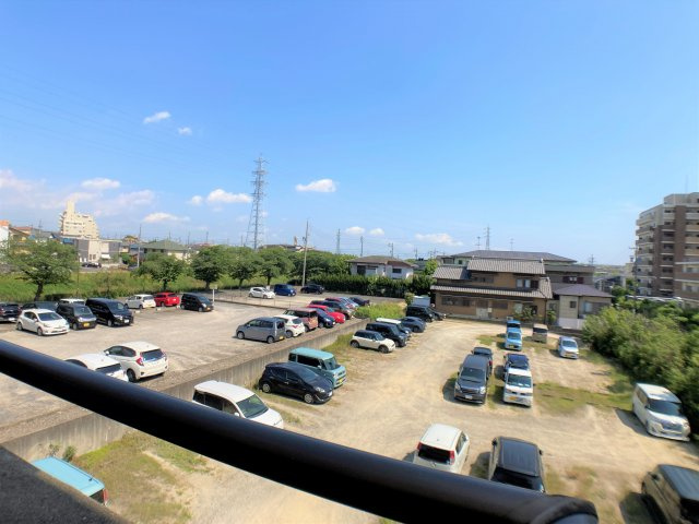 山石第一ハイツの展望|別部屋同一間取りのお写真となります。