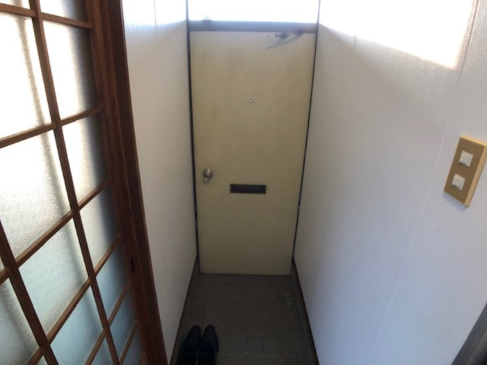 かつきハイツの玄関