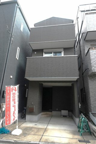 足立区西新井本町三丁目戸建の外観