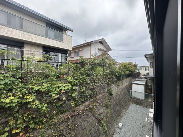 ラフィーネ生田Ⅱの庭