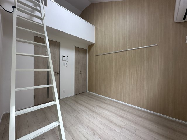 ラフィーネ生田Ⅱの居間・リビング