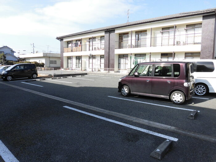 かつきハイツの駐車場