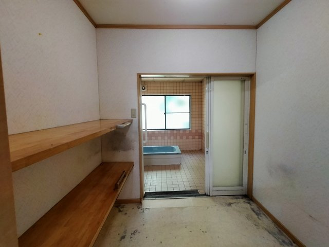 川棚町新谷郷　介護施設の脱衣所|部屋写真１１