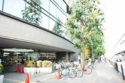練馬区立貫井図書館まで1171m