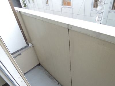 【バルコニー】