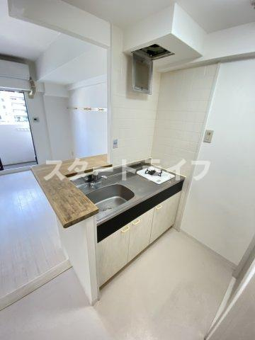 大阪市東淀川区東淡路３丁目の賃貸マンションのキッチン
