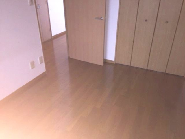 リバーウエストＡ館の寝室