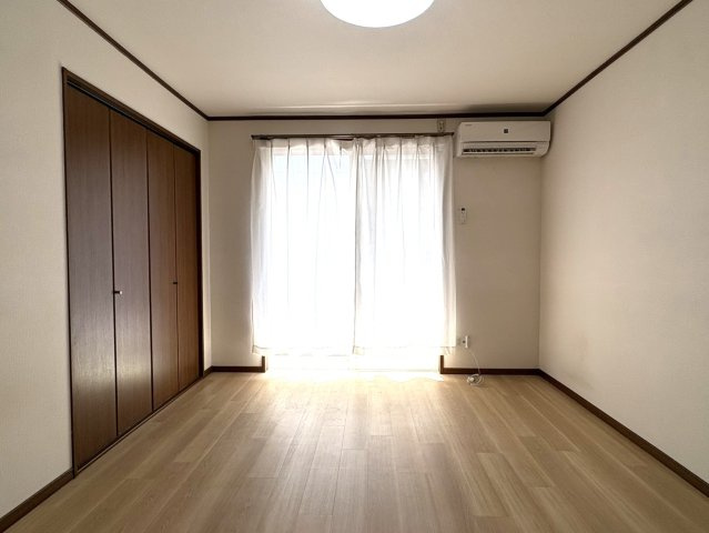 ラポールAの居間・リビング