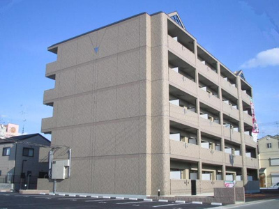 【外観】 | グランディア　上桂 | 外観写真（昼）