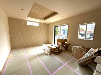 【前面道路含む現地写真】 | 【仲介手数料３１０万円が無料！】■太陽光発電■ＺＥＨ水準■耐震など住宅性能評価６項目で最高評価 | 【諸費用３１０万円ＯＦＦです！！】
決算特別キャンペーン！
家計応援サービスの限界に挑戦中！
■太陽光発電
■ＺＥＨ水準
■耐震など住宅性能評価６項目で最高評価
■グッドデザイン賞