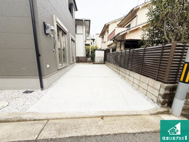 ◆堺市西区浜寺船尾町西　第2期　新築一戸建ての駐車場|駐車スペース！散水栓があるので、こまめに愛車を洗えます！