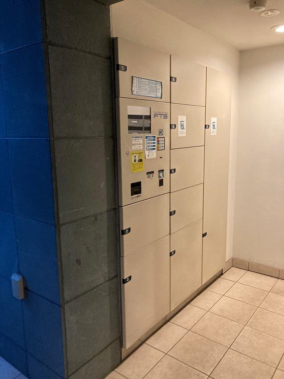 プラウドジェム市ヶ谷のロビー
