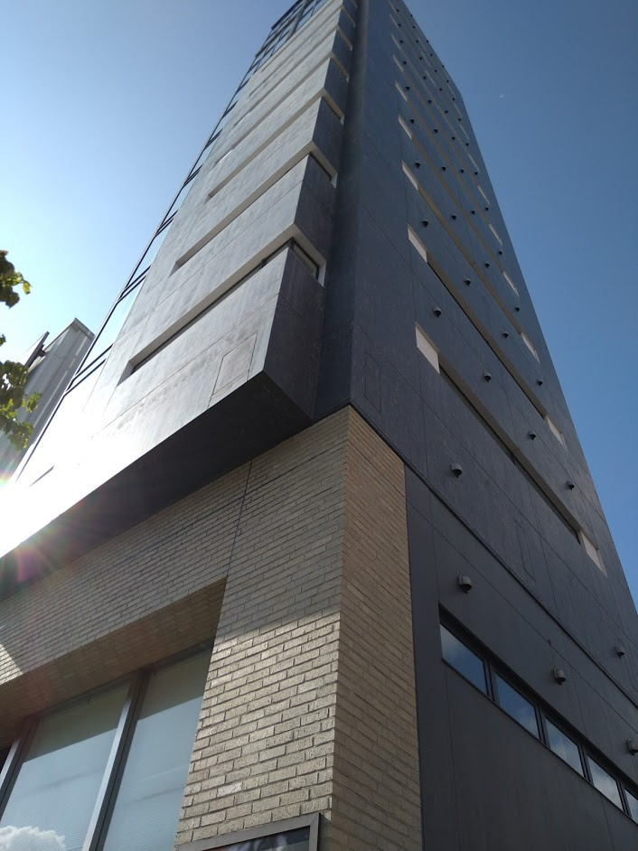 B City Tower AZABU TOKYOの外観