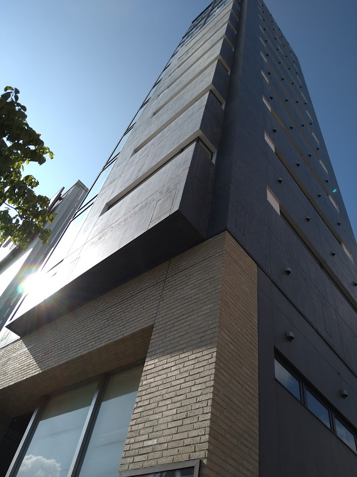 B City Tower AZABU TOKYOの外観