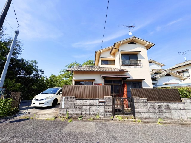 呉市焼山本庄２丁目の一戸建て