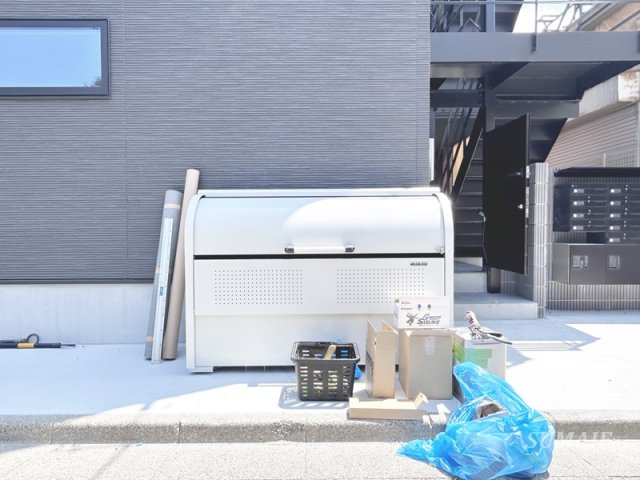 MELLAS北赤羽のその他共用部分|ゴミ置き場です