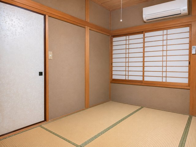 福生市南田園2丁目　戸建の和室|※掲載写真の一部はCG加工により家具・家電・荷物・車両・植栽等を除去したイメージです。実際の状況と異なる場合があります。