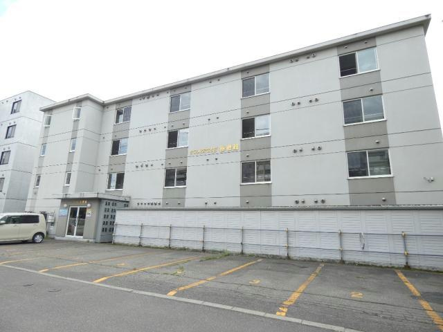 シャルム参番館の外観