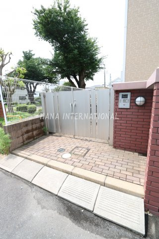 山茂のエントランス