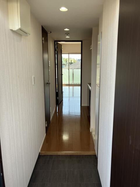 松戸市岩瀬の賃貸マンションの玄関