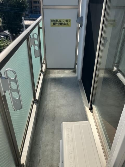 松戸市岩瀬の賃貸マンションのバルコニー
