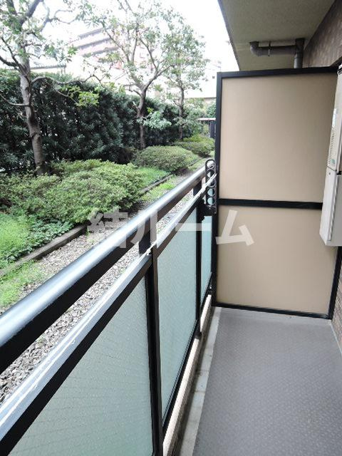 板橋区東新町１丁目の賃貸マンションのバルコニー