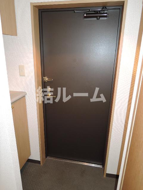 板橋区東新町１丁目の賃貸マンションの玄関