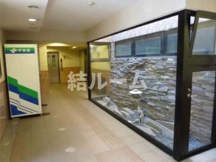 板橋区東新町１丁目の賃貸マンションのロビー