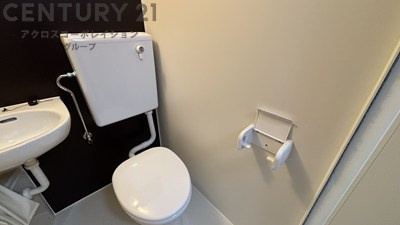 浴室内にトイレがあります♪