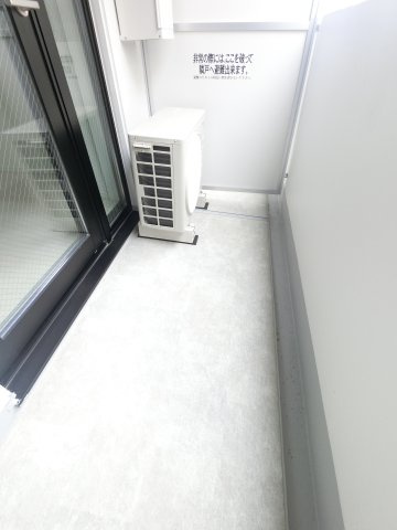 S-RESIDENCE行徳aile のバルコニー