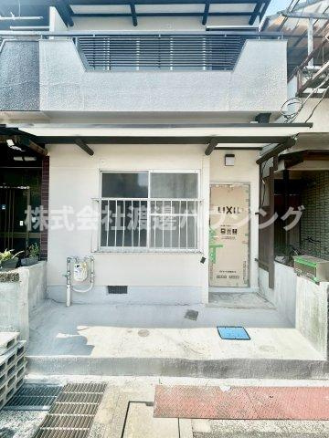 門真市北島町テラスハウスのエントランス