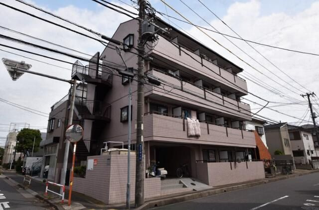 プチファミール
