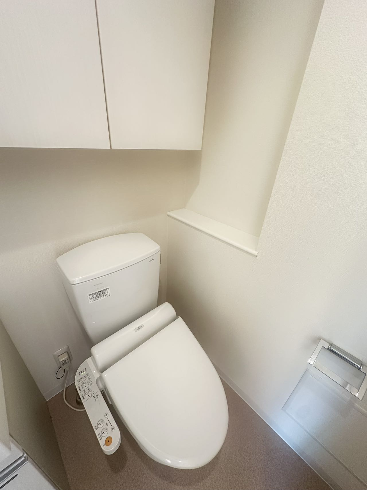 プレール・ドゥーク新大久保Ⅱのトイレ|落ち着いたトイレです