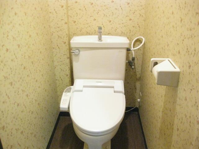 【トイレ】 | 他の部屋の写真使用してます