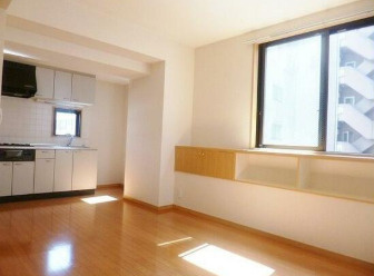 アムス馬喰町の居間・リビング|こちらのリビングで趣味の時間をお楽しみください